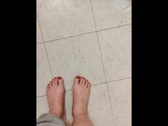 Red toe nails - Screenshot 8 of 16 - Red Nails