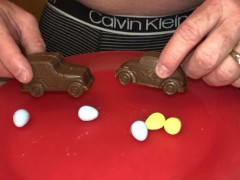 Video FOOD PORN / CUM EATING: The Easter Bunny left me some chocolates to cover in Cum and eat so I did