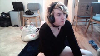 Femboy's Anal Session With Strangers Is Being Streamed Live