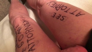 MissLexiLoup горячая фигуристая женщина дрочит задницу оргазм вокруг ног от первого лица возбуждающий 