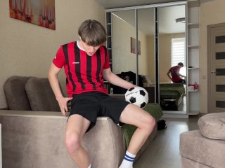 College boy with Monster Cock looking for a Football Coach / Sexy / Horny / Hot / Cumshot /