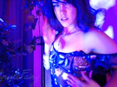 Mirage - Screenshot 16 of 16 - Strip Tease