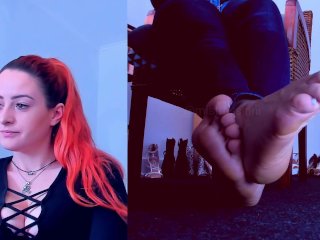 webcam, long toes, giantess feet, white toes