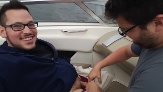 性交在穆萨他妈的船上预览