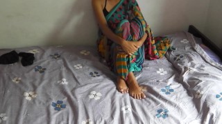 Sri Lankaanse Vrouw Geneukt Door Hotelkamer Jongen