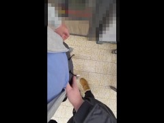 Video Risky Public Handjob in the Supermarket - Cuming in Panties !