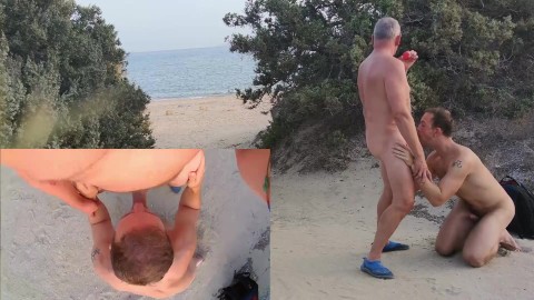 Vieil homme suce le plaisir et jouit sur la plage publique - Amateur Older Younger