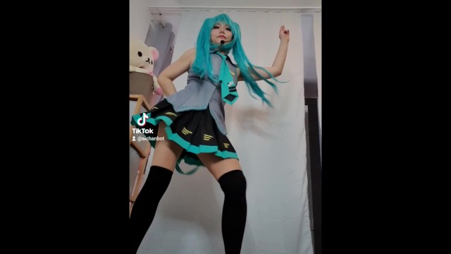 Hatsune miku cosplay porn