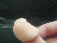 Смазал свой игрушечный член [мои игрушки] - Screenshot 14 of 16 - Oiled My Cock