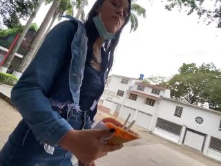 CUMPLIENDO EL RETO DE ACTIVAR MI VIBRADOR EN UN TAXI