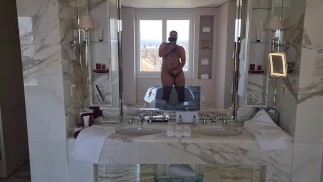 Wanking in a 4500 dolar suite in laussanne