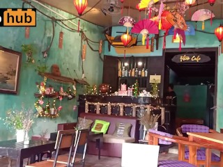 Vlog 35: a Beautiful Coffee Shop