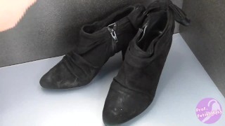 Shoe fetishism 靴フェチ　黒いブーツにぶっかける