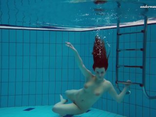 Czech_Chick Vesta Enters Swimming_Pool Naked
