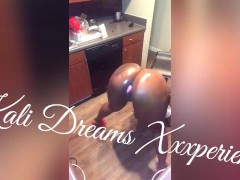 Kali Dreams Cooking and Twerking Her Oiled Ass