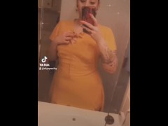 Cute Teasing  - Screenshot 3 of 16 - Blonde