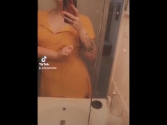 Cute Teasing  - Screenshot 6 of 16 - Blonde