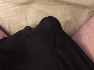 【日本人】精液を漏らしながらパンパンに勃起したチンポをベッドに擦り付け悶絶する変態【#73】