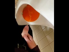 Ginger pissing and cruising