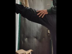 Accepted thrills - Screenshot 10 of 16 - Standing On One Leg