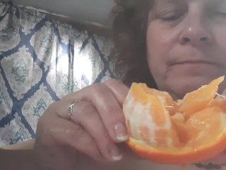 Juicy pussy eating