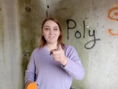Нарисовала граффити и потрахалась рядом с мотоциклистом (русская, кончил на сиськи)