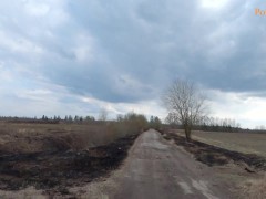 Нарисовала граффити и потрахалась рядом с мотоциклистом (русская, кончил на сиськи) - Screenshot 2 of 16 - Cumshot