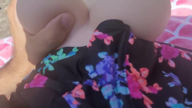 EAT YOUR PUSSY OUTSIDE WHILE YOU SUNBATH, LOUD SEXY MOANING 