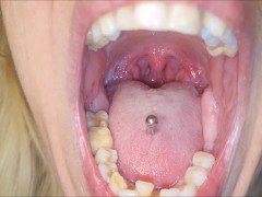 Gagging, spit and long tongue