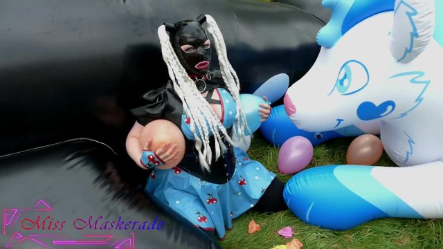 Watch Bondage Video:Miss Maskerade Rubber Doll Playing And Pop Balloon - Looner Fetish In Full Latex 03