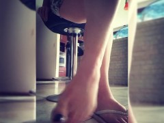 MJ is footshake Queen