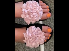 Showing off my pretty Orange toes