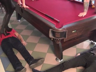 Trampling mat for the ladies at pool billiards