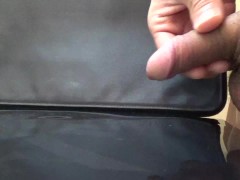 今朝方、オナ禁中にもかかわらず夢精してしまい、その後性欲が抑えられず、帰宅後にすっきり大量射精する変態君。 - Screenshot 2 of 16 - Masturbate
