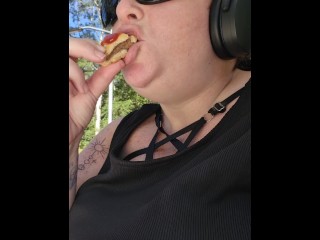 BBW Eating