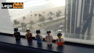 Vlog 38:ビーチ近くのホテルの部屋で新しいミニフィギュアを開く