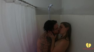 MAKEOUT AND FINGERING IN THE SHOWER WITH A HOT BLONDE