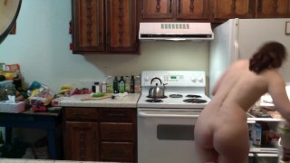 Mijn kont werd groter! Dus maakte ik Enchiladas om te vieren (DEEL VIER) Naked in de keuken aflevering 25