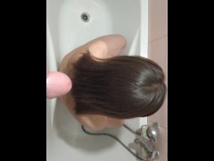 СПУСТИЛ МОЧУ НА ВОЛОСЫ БРЮНЕТКИ 3/16