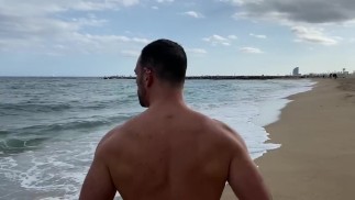Últimos dias frios em Barcelona, o verão está chegando e as roupas devem ser tiradas....