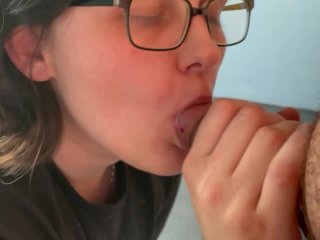 girl sucking dick, sexy nerd, bbw, brunette glasses