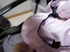 ななちゃん（18）ロリ可愛い女子大生のパンツのクロッチに擦り付け大量射精 - Screenshot 16 of 16 - Hentai