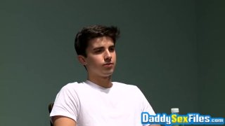 Big Dick After Sucking The Cock Mike Chambers Fucked In Threesome - Big Dick Gay Porn