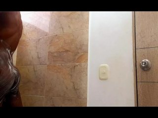 Handjob in the Shower and Then Take_a Bath/handjob_Big Black Cock in the Bathroom/bathroom Jerck_Off