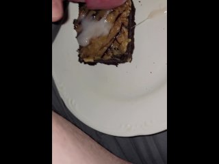 Cummin on a brownie)