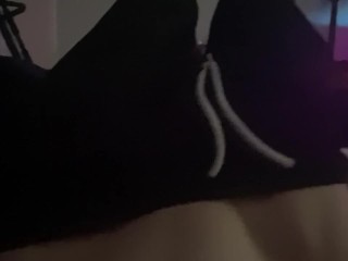 Twink 自慰让角质消失