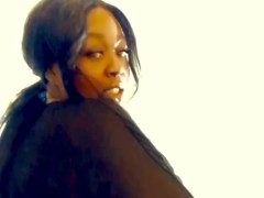 Cum to me baby this phat pussy is waiting