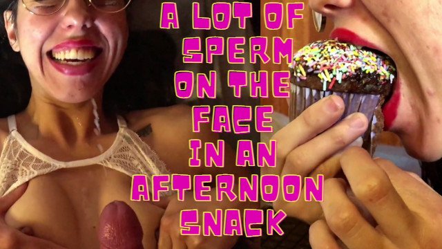 He fucked me hot while I ate cupcake and watched drawing