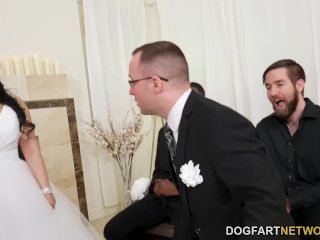 Payton Preslee's Wedding Turns Rough Interracial Threesome - Cuckold Sessions screenshot number 2