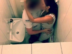 Video Tinder Date ending up in a public restaurant toilet
